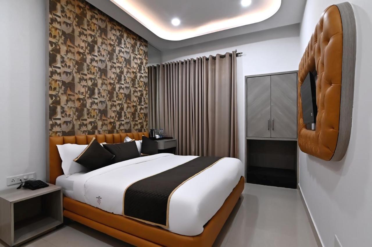 Hotel Golden Stay Amritsar Exterior photo