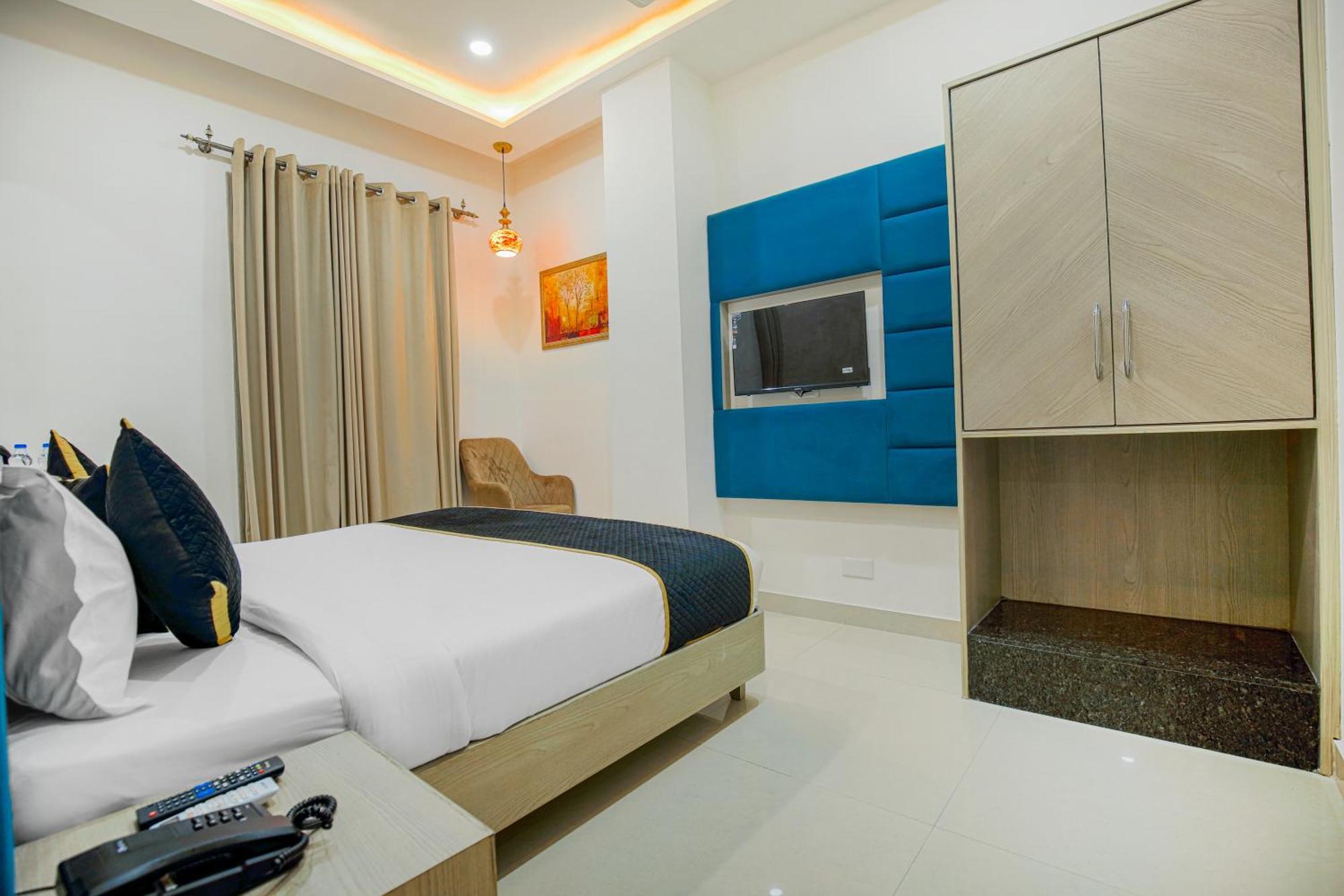Hotel Golden Stay Amritsar Exterior photo